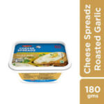 BRITANNIA CHEESE SPREADZ ROASTED GARLIC 180GM