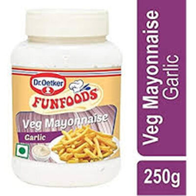 FUNFOODS VEG MAYONNAISE GARLIC 250G